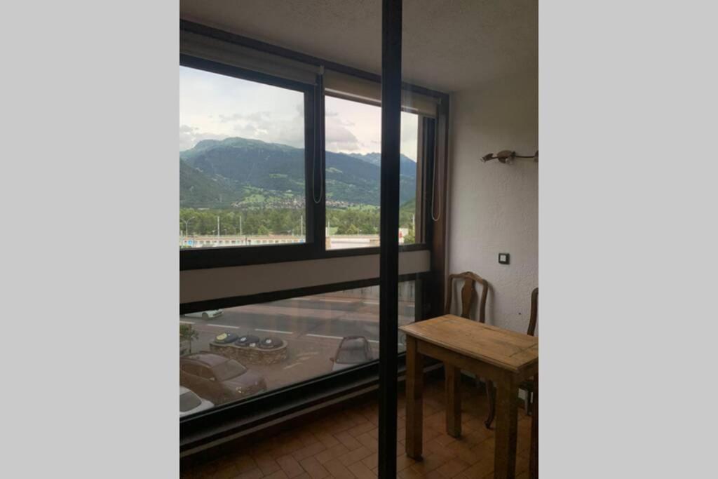 Superbe Appartement Avec Parking Gratuit Sur Place Bourg-Saint-Maurice Exteriör bild